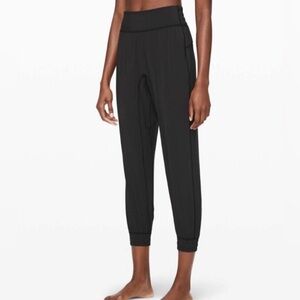 Lululemon Sun Setter High Rise Jogger Full Length 27” Size 4 Black Retired Style